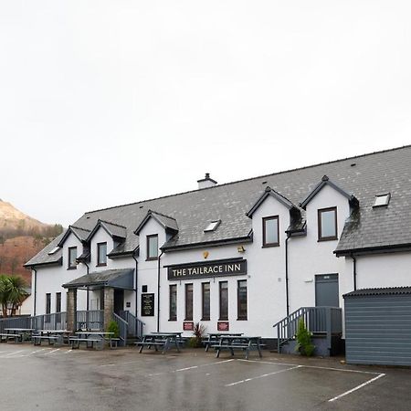 Tailrace Inn Кинлохлевън Екстериор снимка