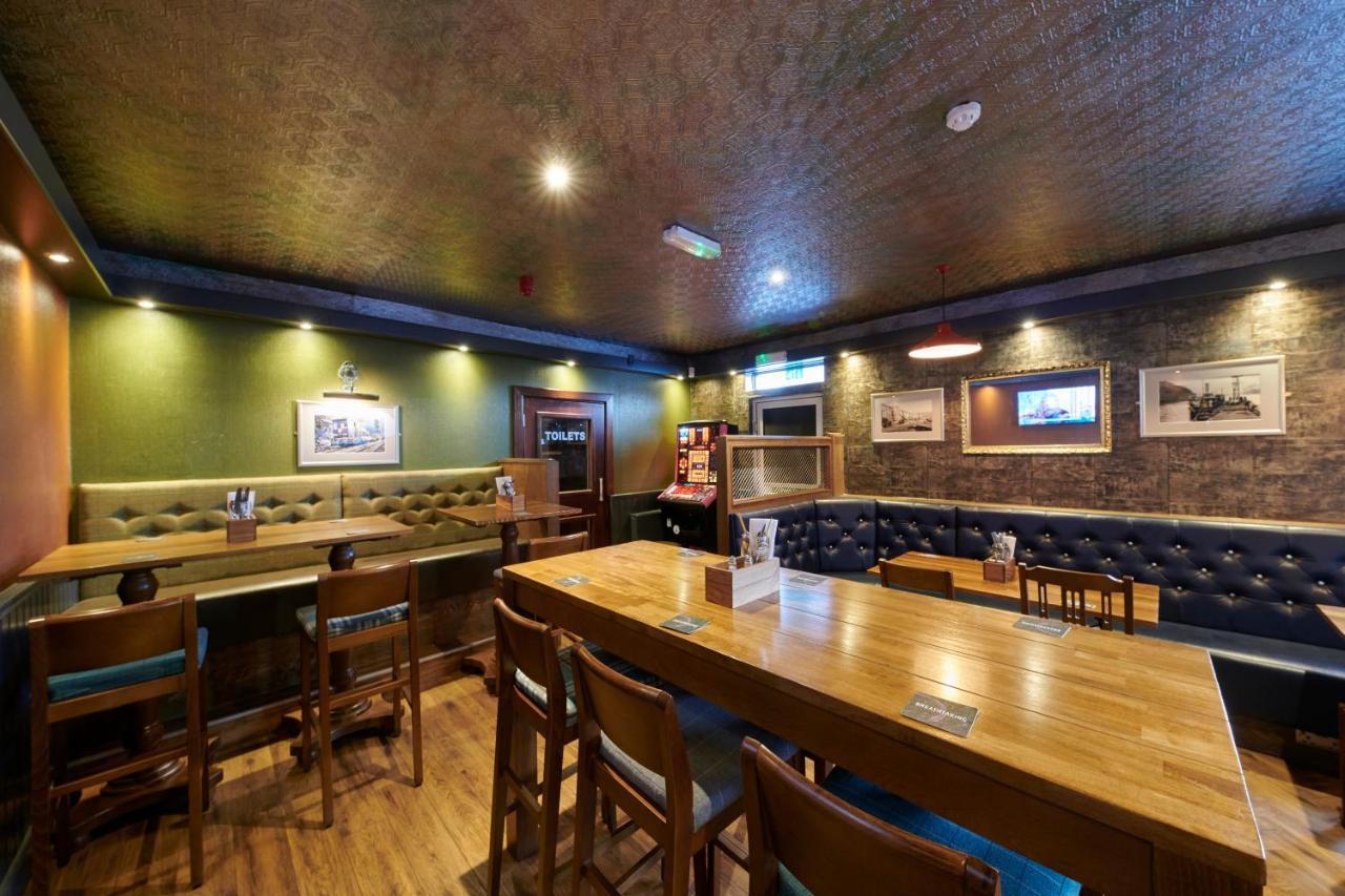 Tailrace Inn Кинлохлевън Екстериор снимка